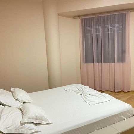 Xhemi'S Apartment Saranda Dış mekan fotoğraf