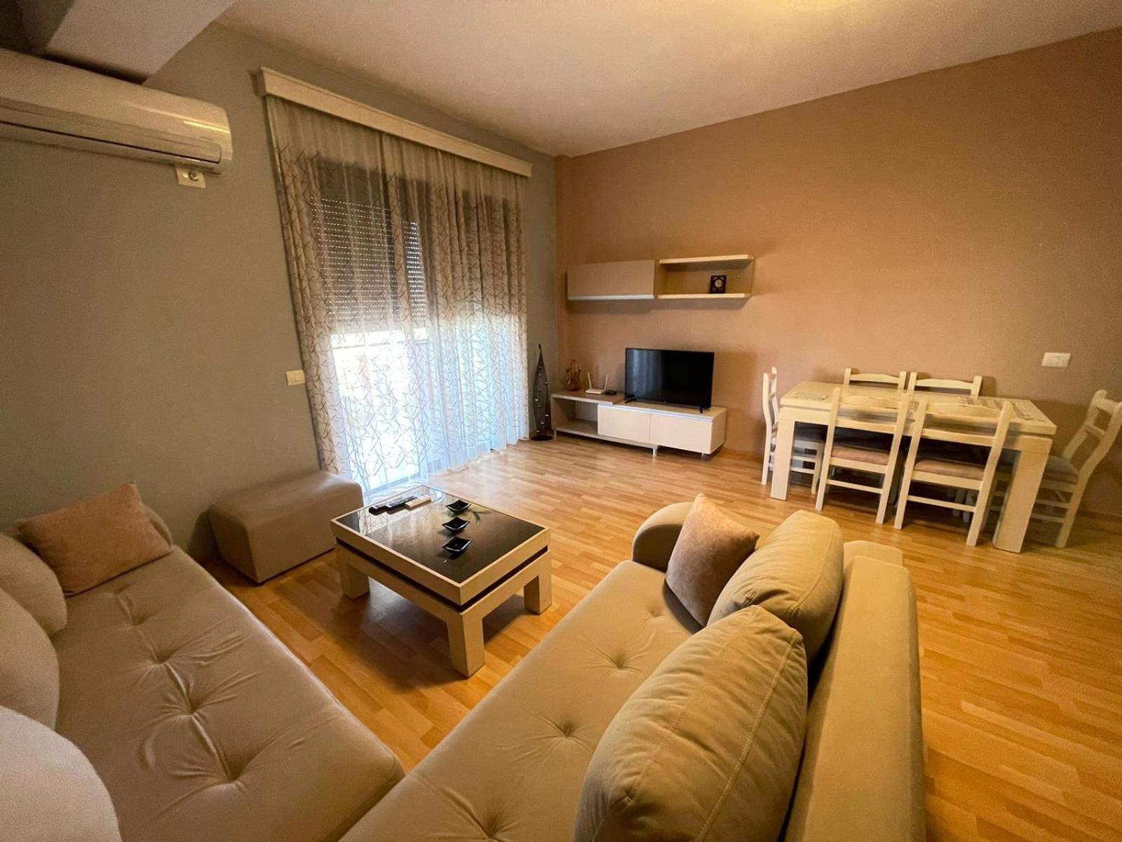 Xhemi'S Apartment Saranda Dış mekan fotoğraf