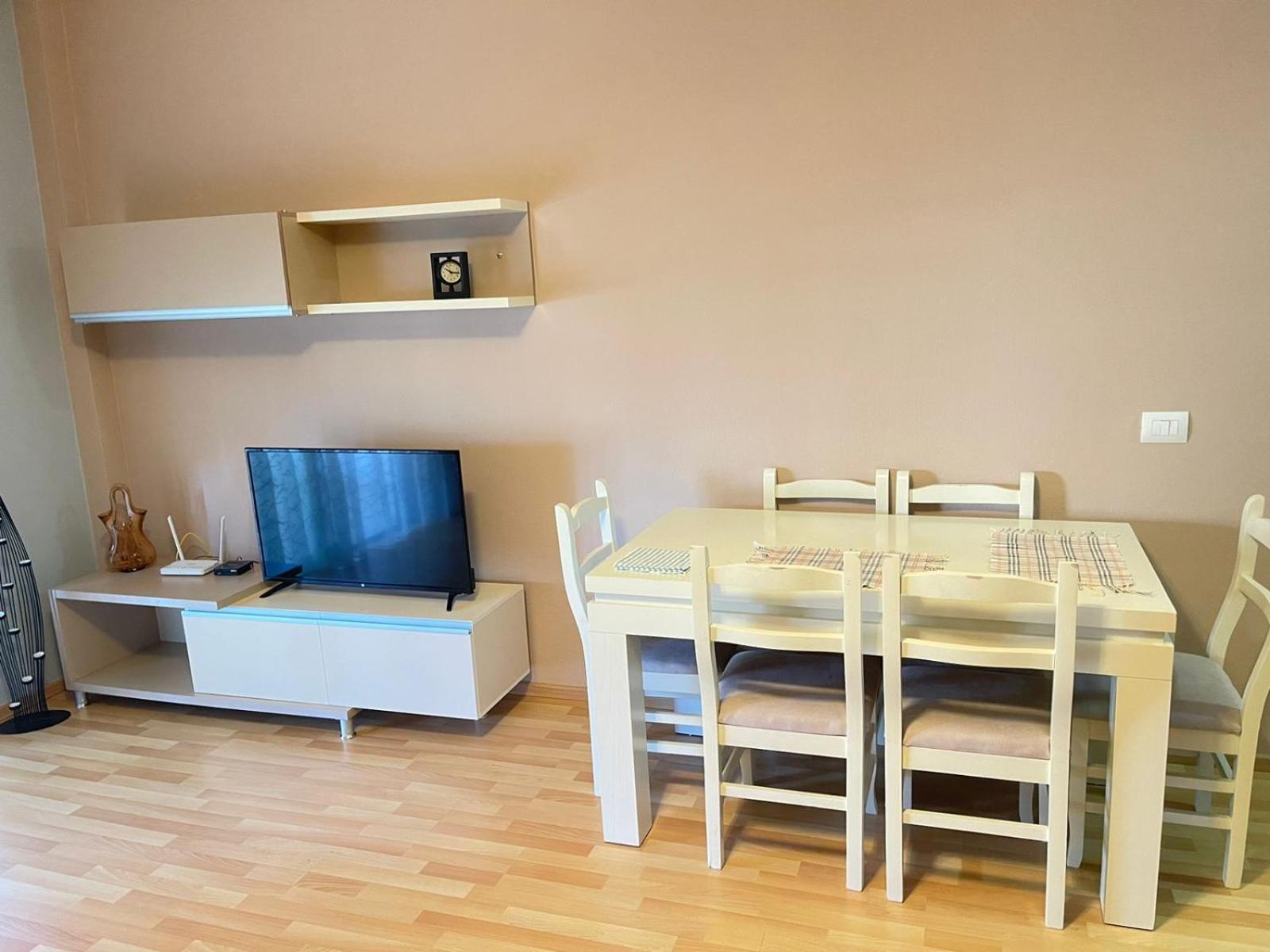 Xhemi'S Apartment Saranda Dış mekan fotoğraf